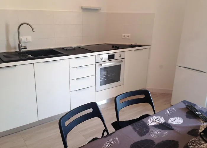 Two-bedroom Grandica 아파트 비오그라드나모루