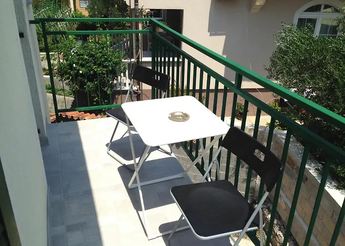 Two-bedroom Grandica